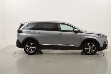 Peugeot 5008 Allure EAT8 - 7 posti 1.5 Diesel 131CV Automatico Peugeot 5008 Allure EAT8 - 7 posti 1.5 Diesel 131CV Automatico