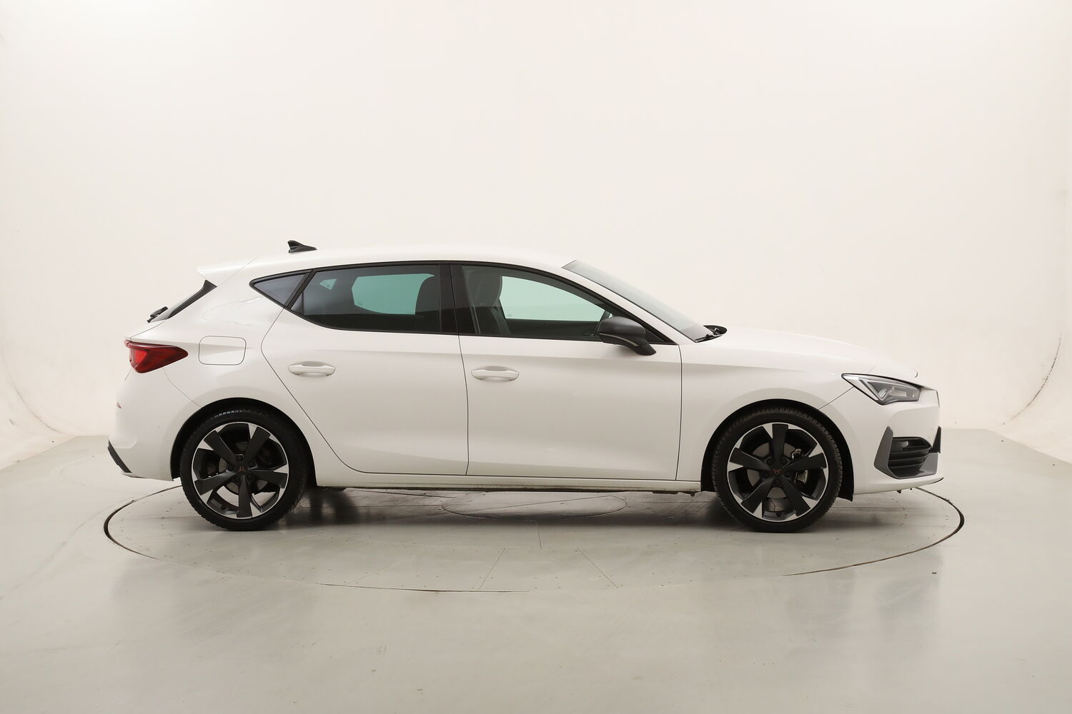 Cupra Leon Hybrid DSG usata del 2024 con 44.159 km
