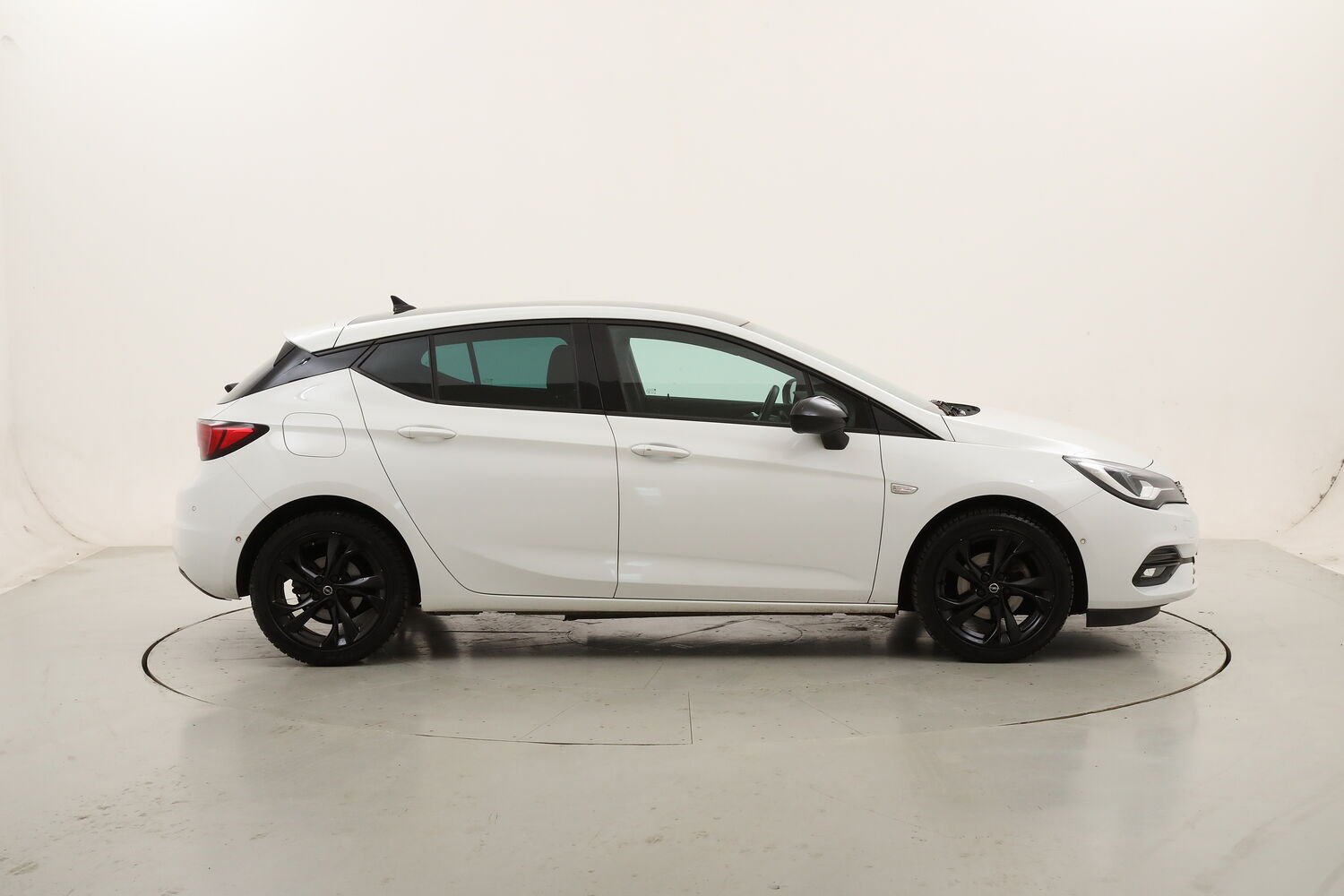 Opel Astra Ultimate usata del 2021 con 91.563 km