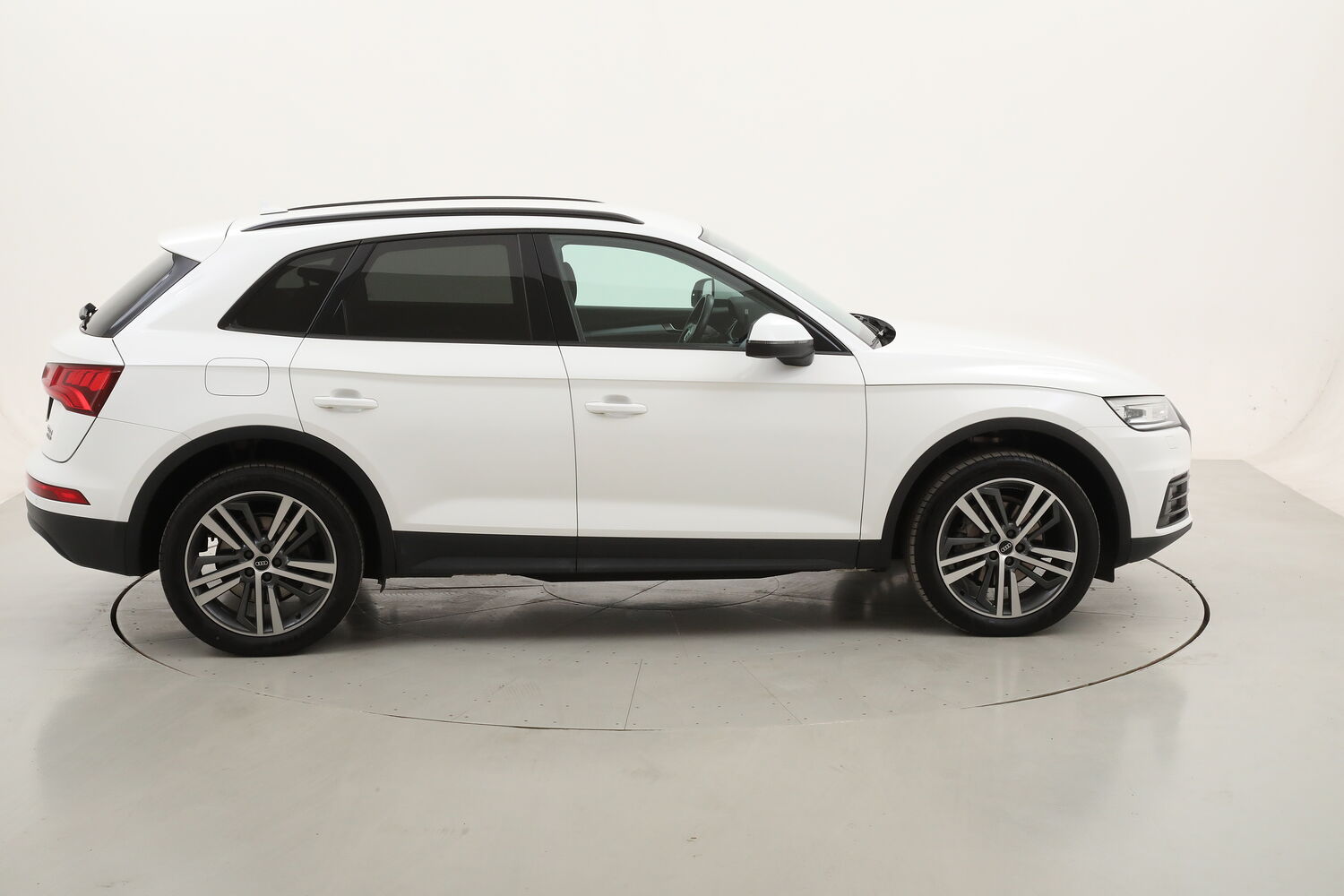 Audi Q5 MHEV Business quattro S tronic usata del 2020 con 104.761 km