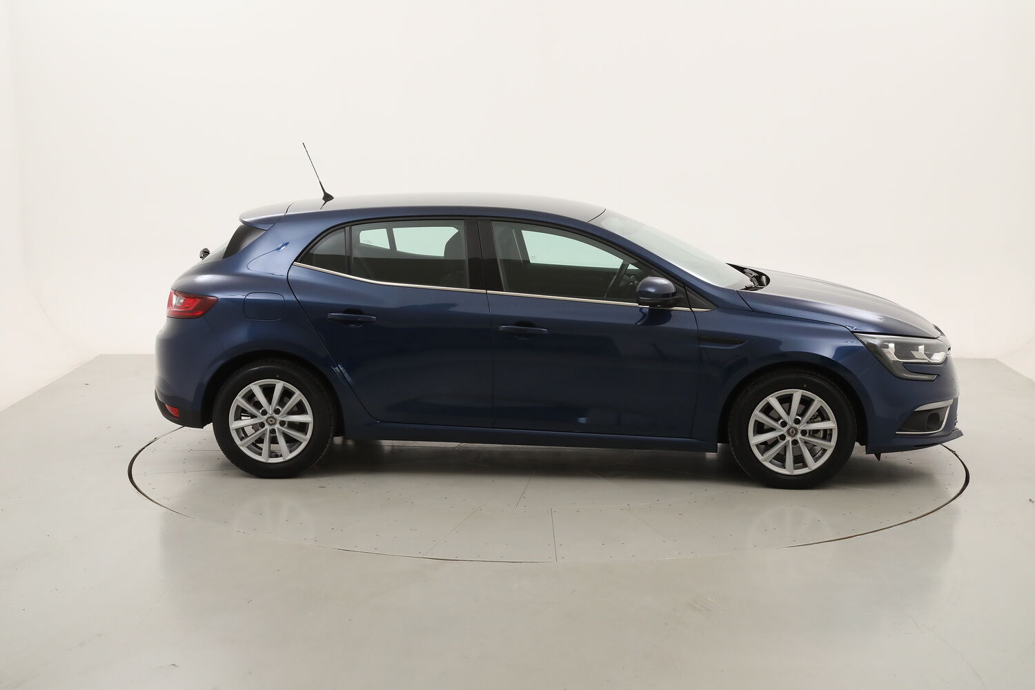 Renault Megane Business usata del 2019 con 75.314 km