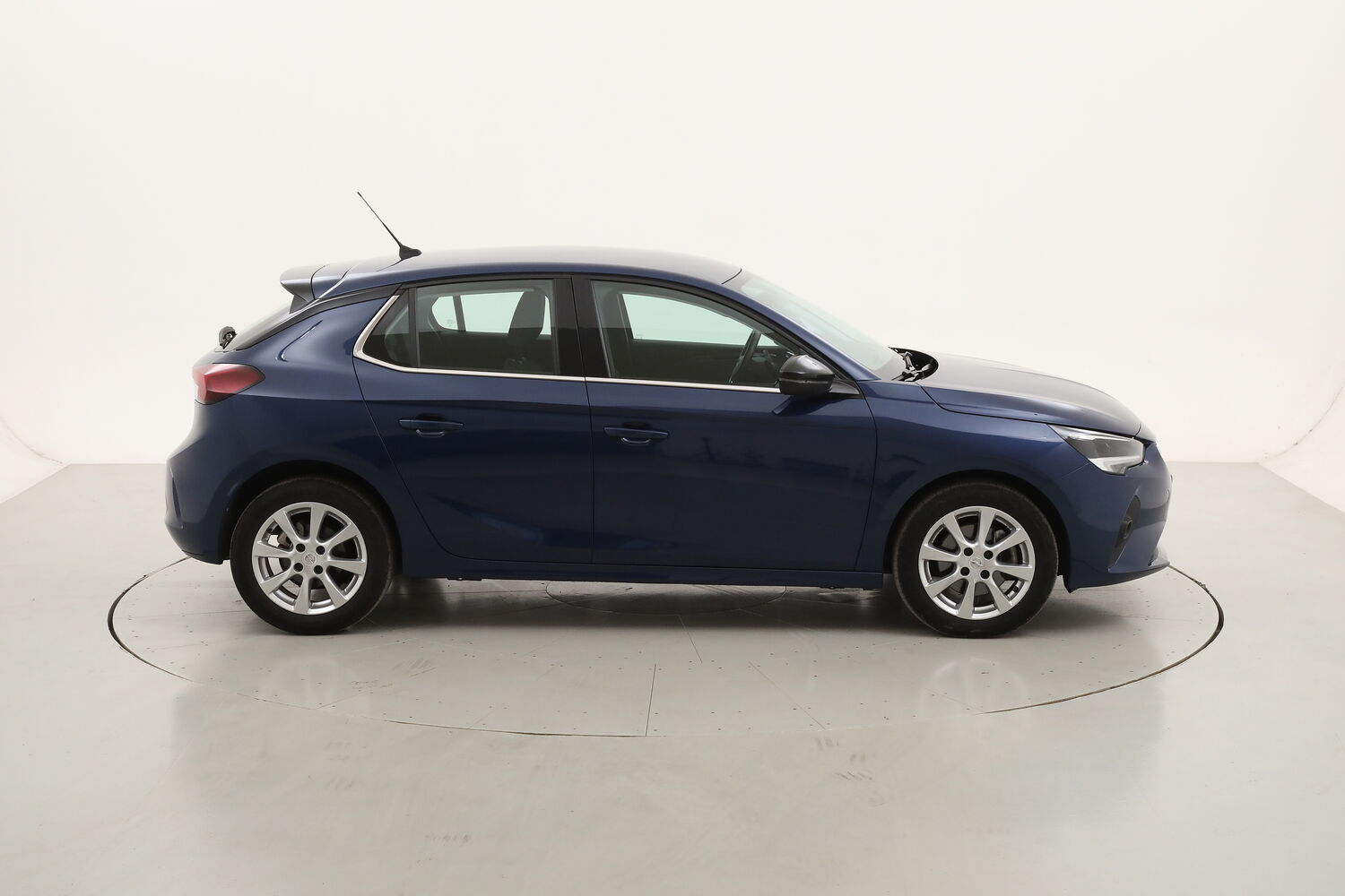 Opel Corsa Elegance usata del 2020 con 64.985 km
