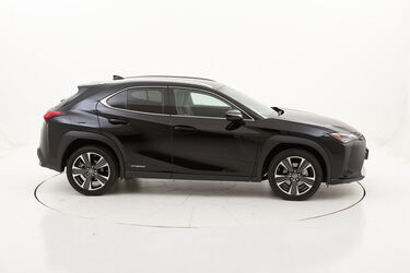 Lexus UX Hybrid Executive usata del 2019 con 18.554 km
