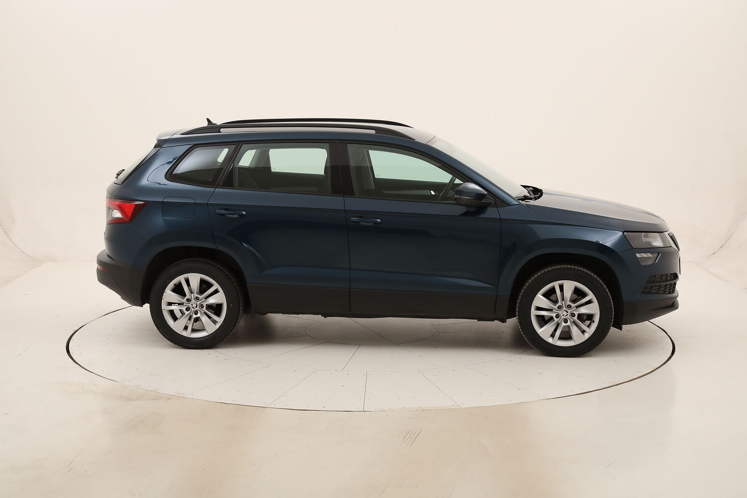 Skoda Karoq Ambition DSG usata del 2018 con 74.224 km