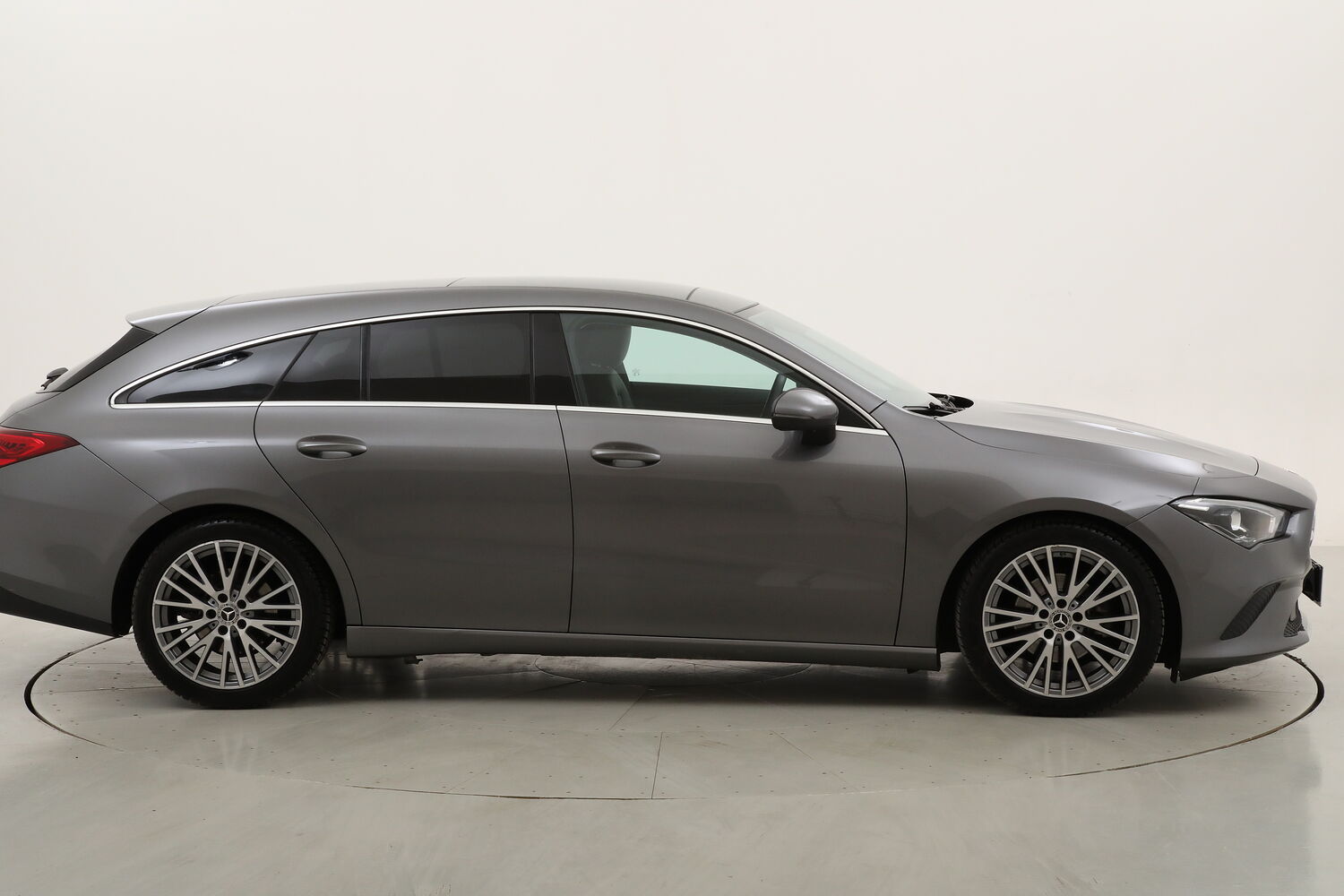 Mercedes CLA 180 Shooting Brake Sport aut. usata del 2021 con 116.110 km