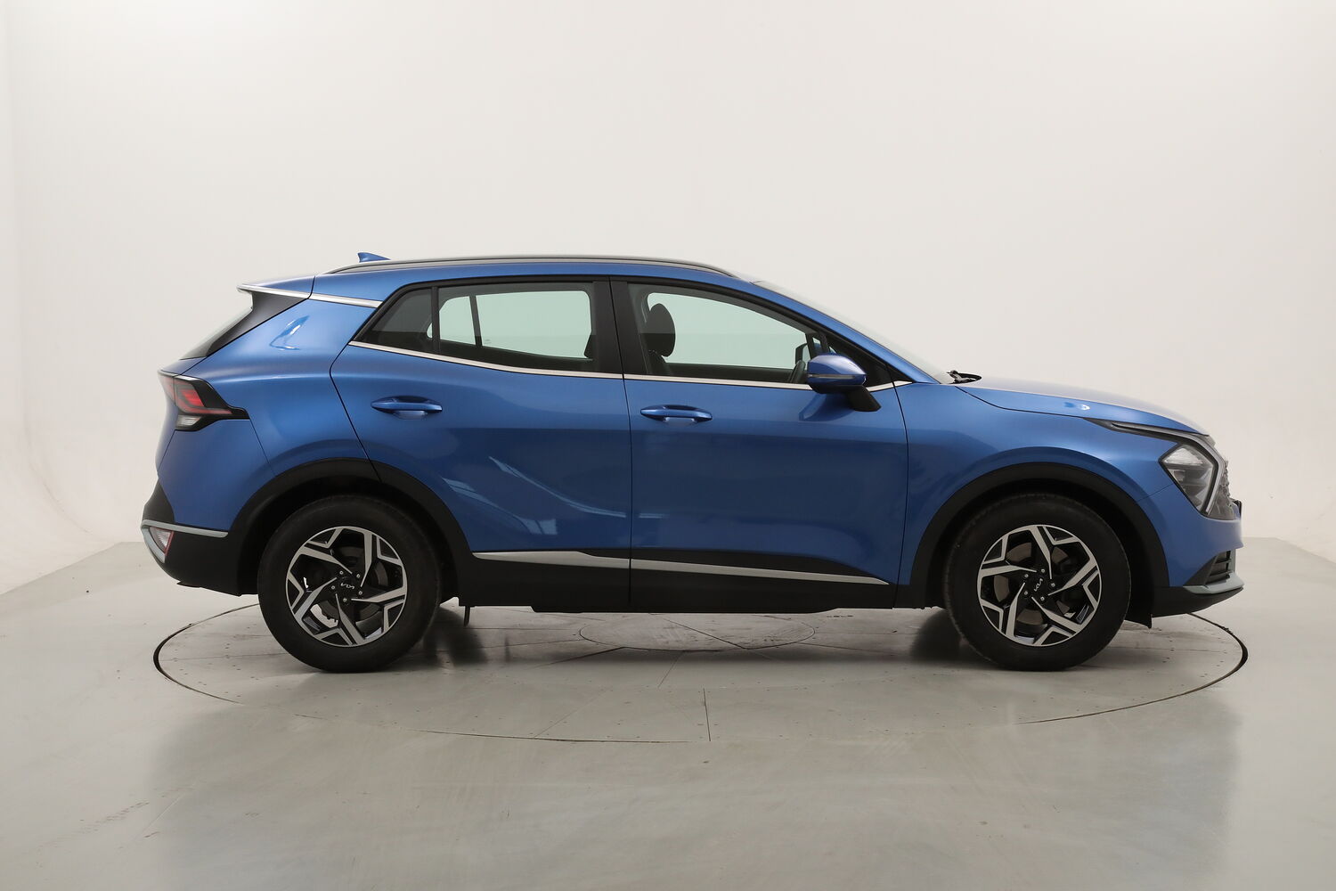 Kia Sportage MHEV Business usata del 2023 con 85.859 km