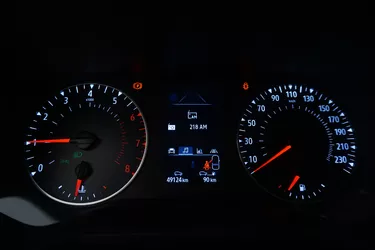 Renault Clio Zen 1.0 Benzina 90CV Manuale Interni