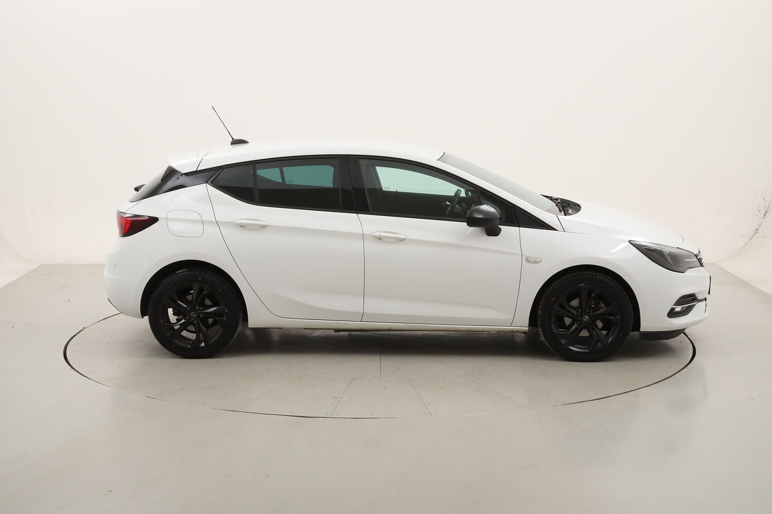 Opel Astra GS Line usata del 2021 con 69.912 km