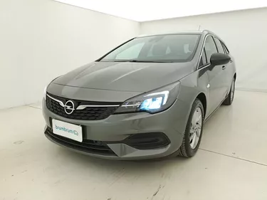 Opel Astra ST Business Elegance 1.5 Diesel 122CV Manuale Visione frontale