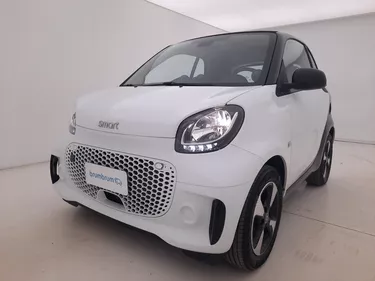 Smart fortwo EQ Passion Elettrico 82CV Automatico Visione frontale