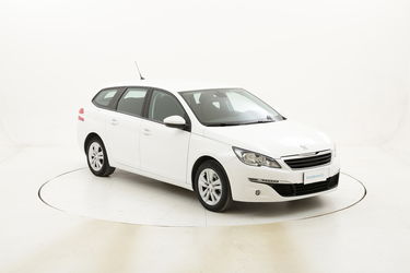 Peugeot 308 SW Business usata del 2016 con 104.824 km