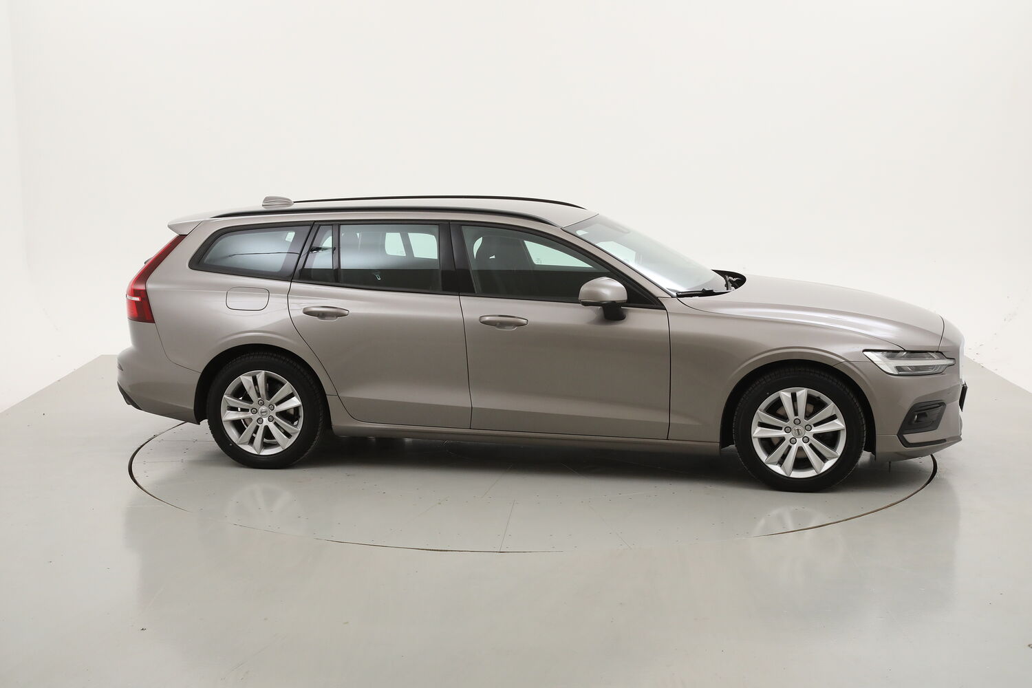 Volvo V60 D3 Geartronic Business usata del 2019 con 100.806 km