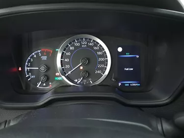 Toyota Corolla Hybrid Business 1.8 Full Hybrid 122CV Automatico Interni