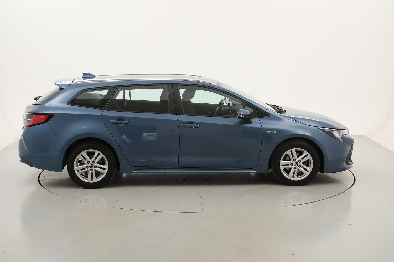 Toyota Corolla TS Hybrid Business Tech usata del 2021 con 127.249 km