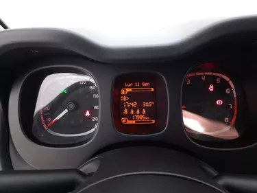 Fiat Panda Hybrid Cross 1.0 Mild Hybrid 69CV Manuale Interni