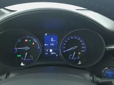 Toyota C-HR Hybrid Morebusiness 2.0 Full Hybrid 184CV Automatico Interni