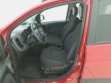 Fiat Panda Hybrid Cross 1.0 Mild Hybrid 69CV Manuale Sedili