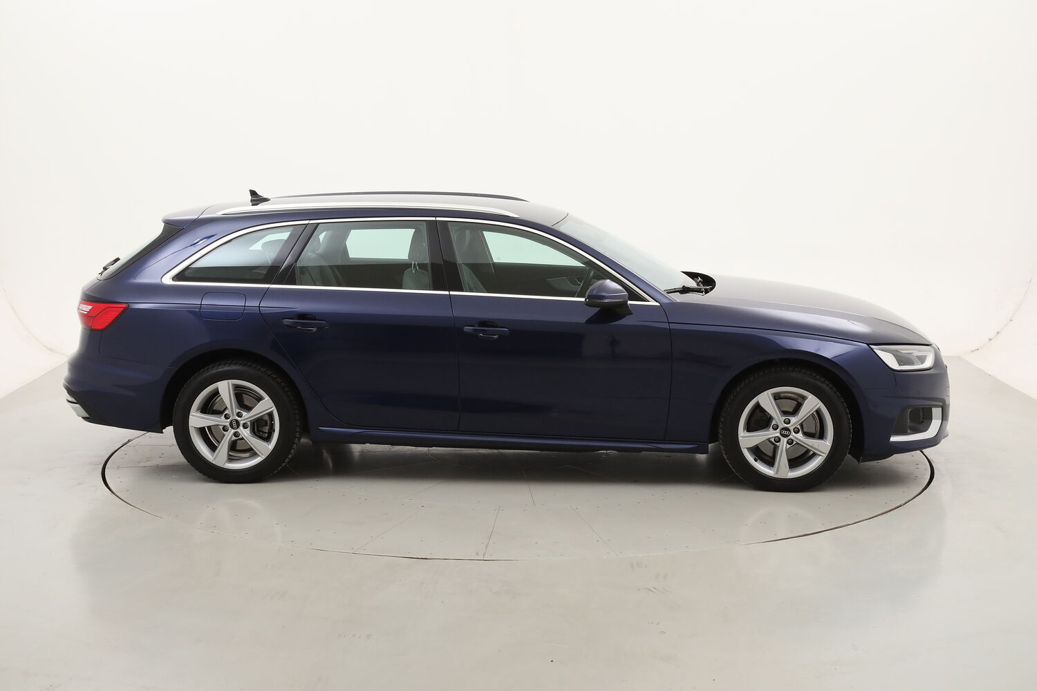 Audi A4 Avant Business Advanced S tronic usata del 2021 con 86.419 km