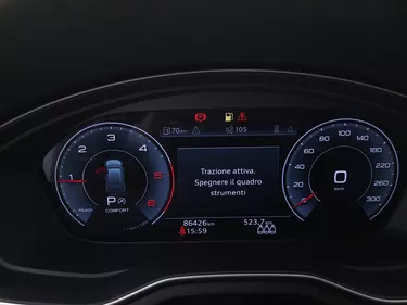 Audi A4 Avant Business Advanced S tronic 2.0 Mild Hybrid 136CV Automatico Interni