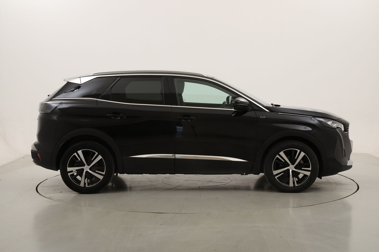 Peugeot 3008 Hybrid GT usata del 2024 con 51.685 km