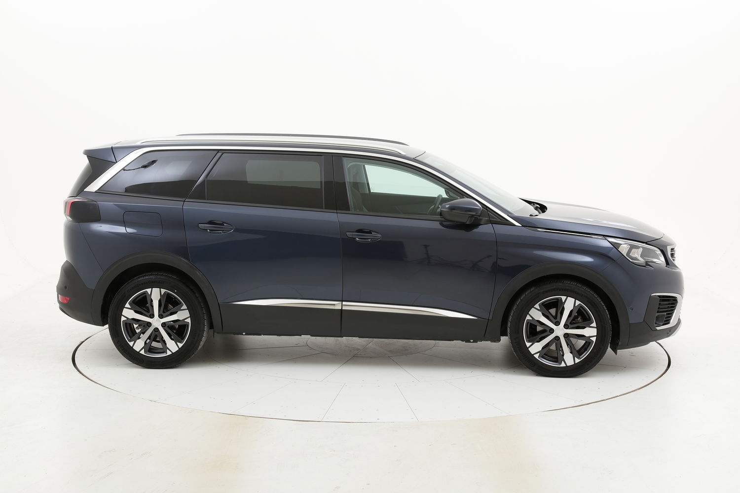 Peugeot 5008 usata del 2019 con 19.641 km