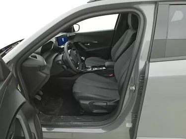 Peugeot 2008 Allure 1.2 Benzina 100CV Manuale Sedili