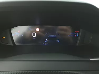 Peugeot 2008 Allure 1.2 Benzina 100CV Manuale Interni