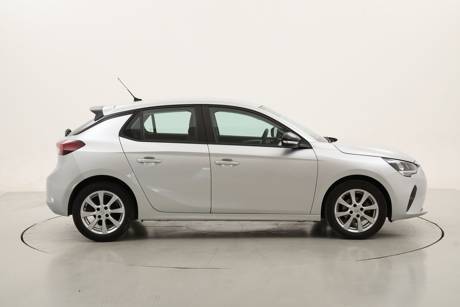 Opel Corsa Edition usata del 2023 con 44.048 km