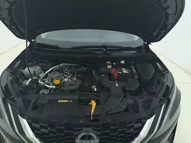 Nissan Qashqai MHEV Business Xtronic 1.3 Mild Hybrid 158CV Automatico Vano motore