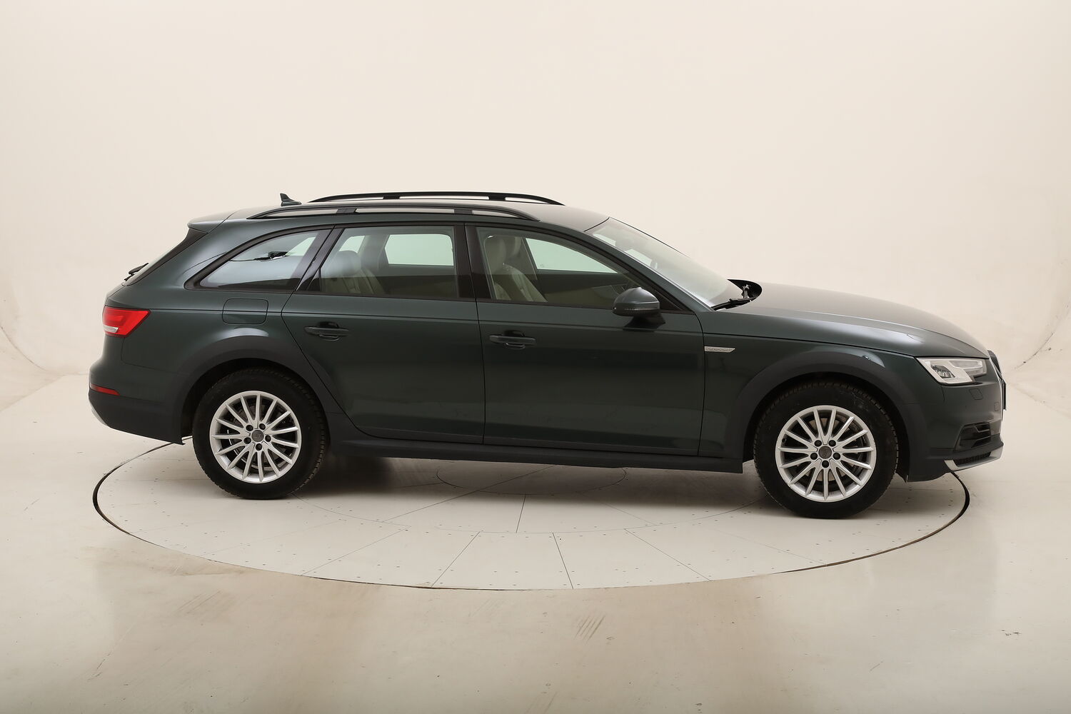 Audi A4 allroad Business Quattro S tronic usata del 2018 con 119.185 km