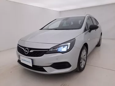 Opel Astra ST Business Elegance 1.5 Diesel 122CV Automatico Visione frontale