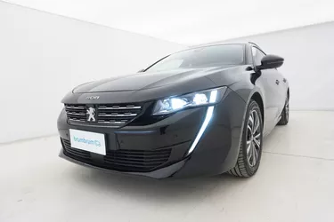 Peugeot 508 SW Allure Pack EAT8 1.5 Diesel 131CV Automatico Visione frontale