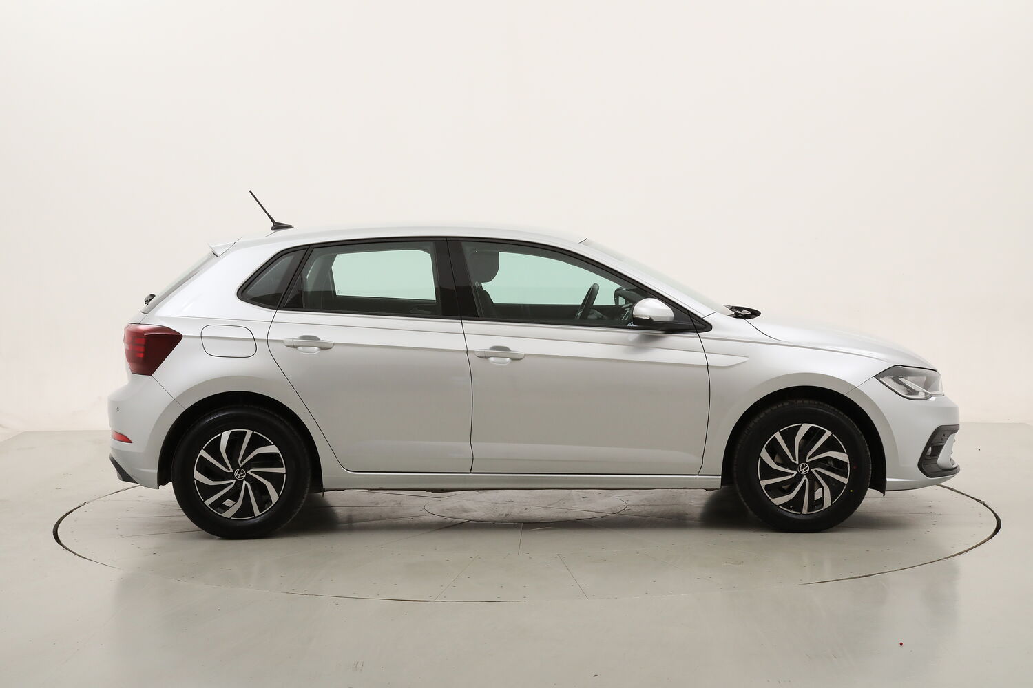 Volkswagen Polo Life usata del 2023 con 38.790 km