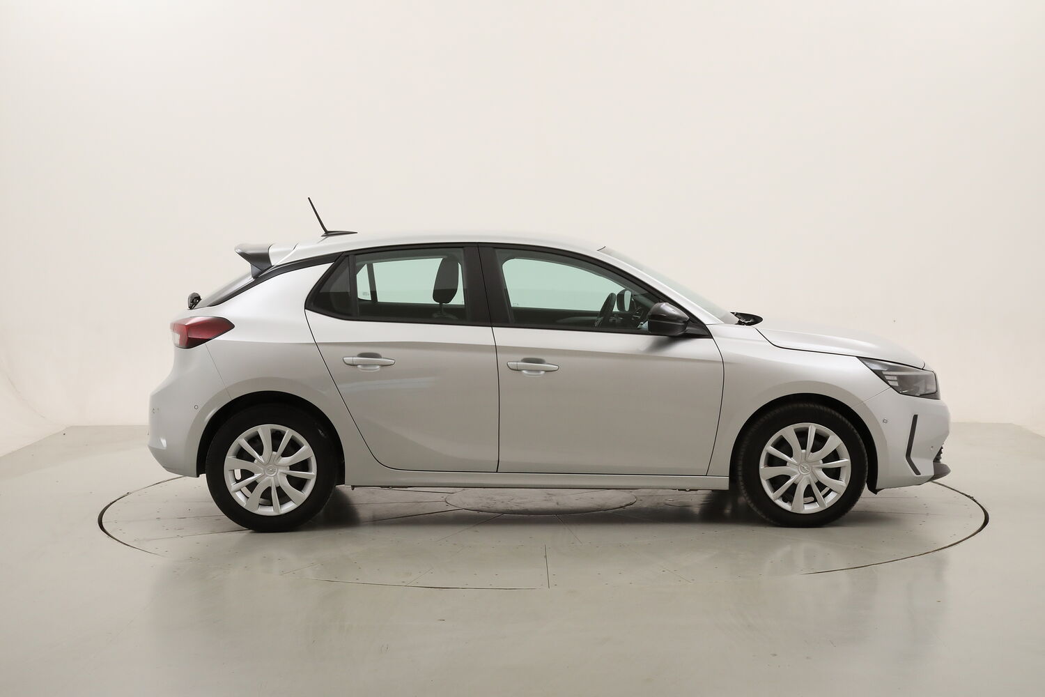 Opel Corsa Edition usata del 2025 con 27.450 km