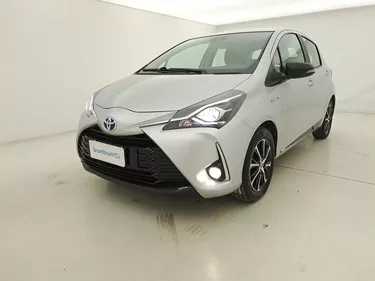 Toyota Yaris Hybrid Active 1.5 Full Hybrid 101CV Automatico Visione frontale