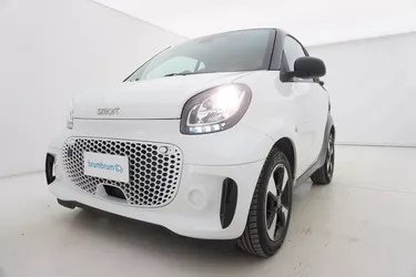 Smart fortwo EQ Passion Elettrico 82CV Automatico Visione frontale