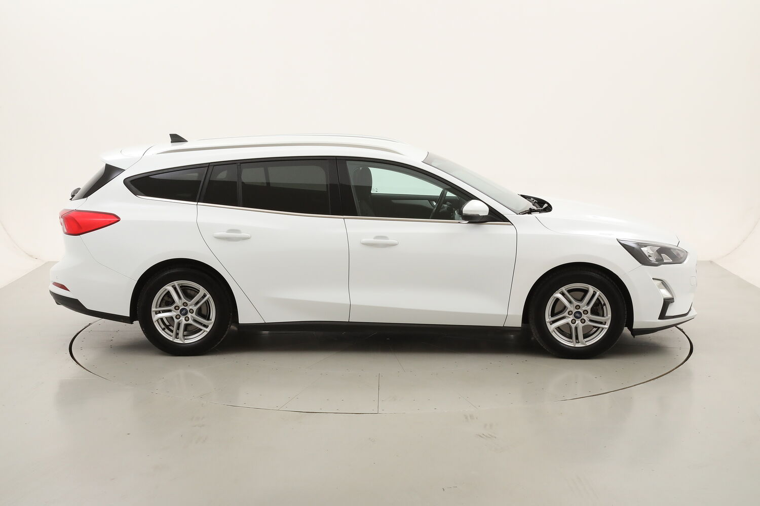 Ford Focus SW Business usata del 2021 con 105.039 km