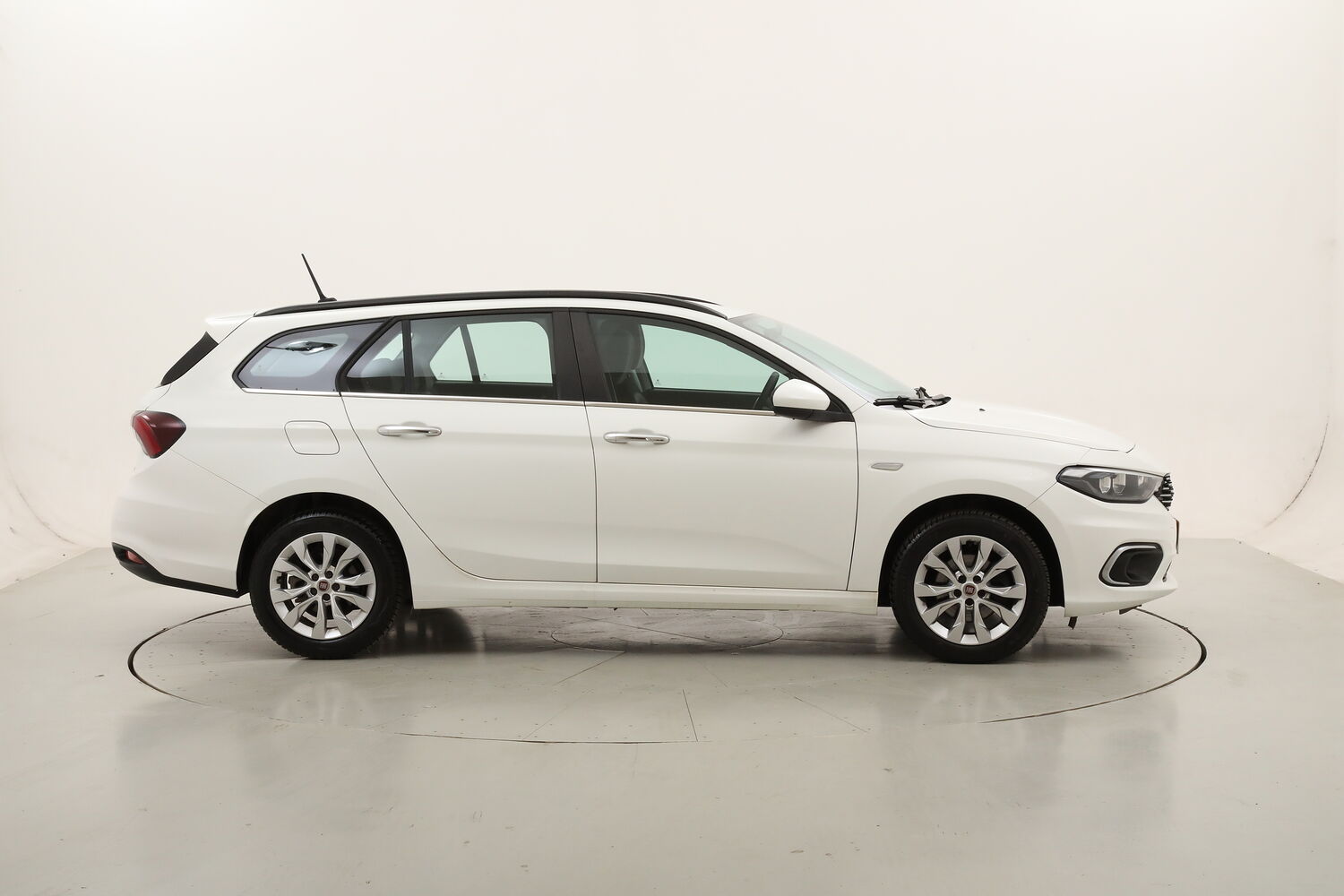 Fiat Tipo SW Business usata del 2020 con 64.655 km