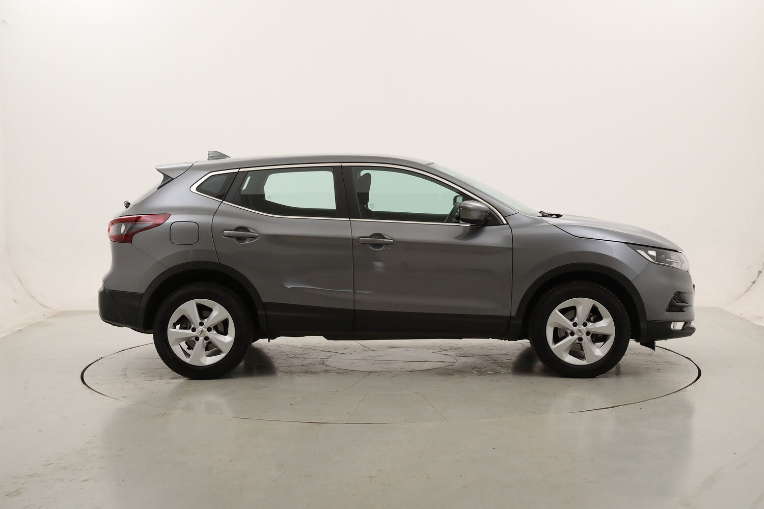 Nissan Qashqai Business usata del 2020 con 83.997 km