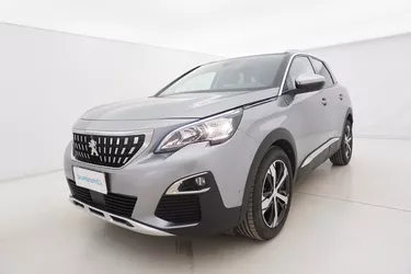 Peugeot 3008 Crossway 1.5 Diesel 131CV Manuale Visione frontale