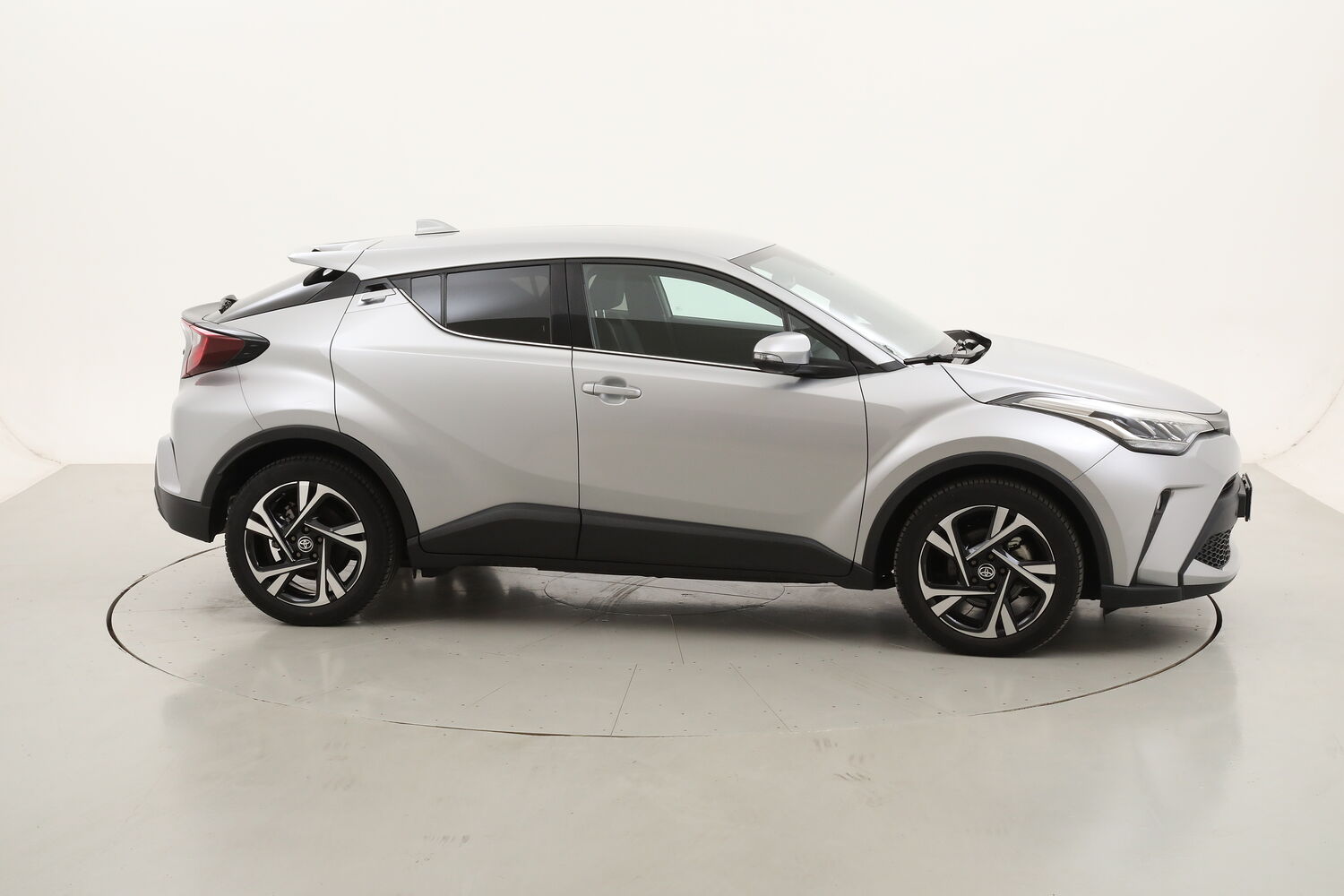Toyota C-HR Hybrid Morebusiness usata del 2024 con 9.458 km