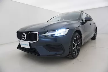Volvo V60 D3 Business Geartronic 2.0 Diesel 150CV Automatico Visione frontale