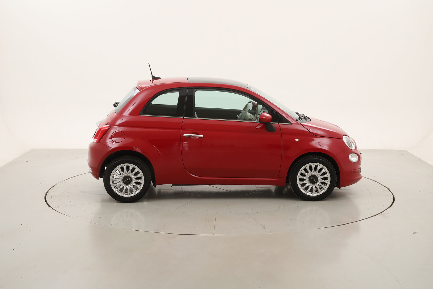 Fiat 500 Lounge usata del 2019 con 80.360 km