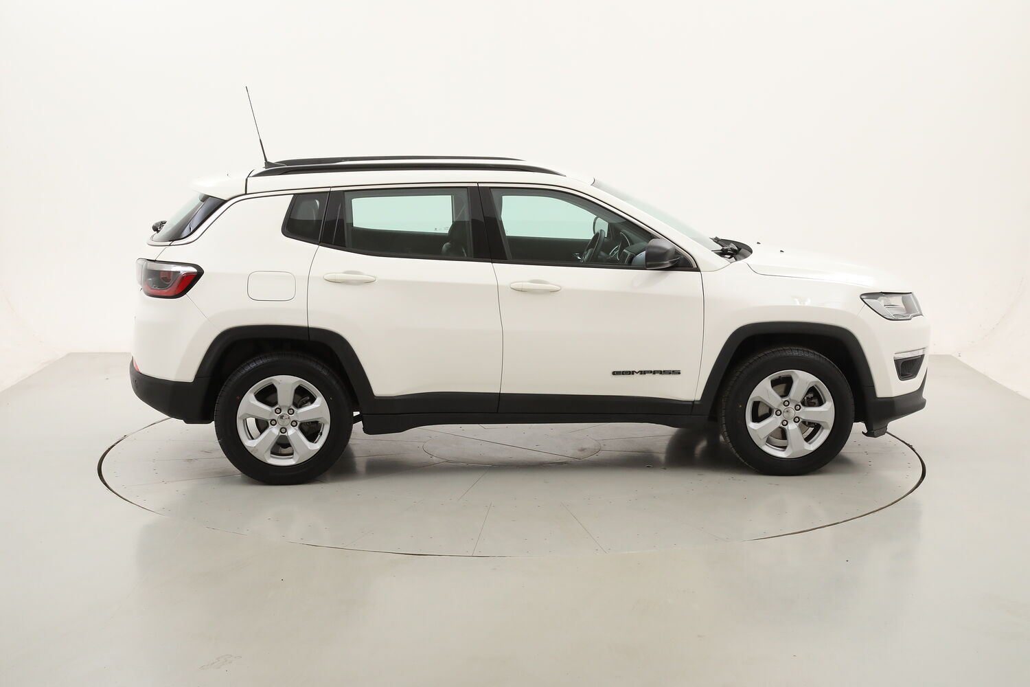 Jeep Compass Longitude usata del 2018 con 105.777 km