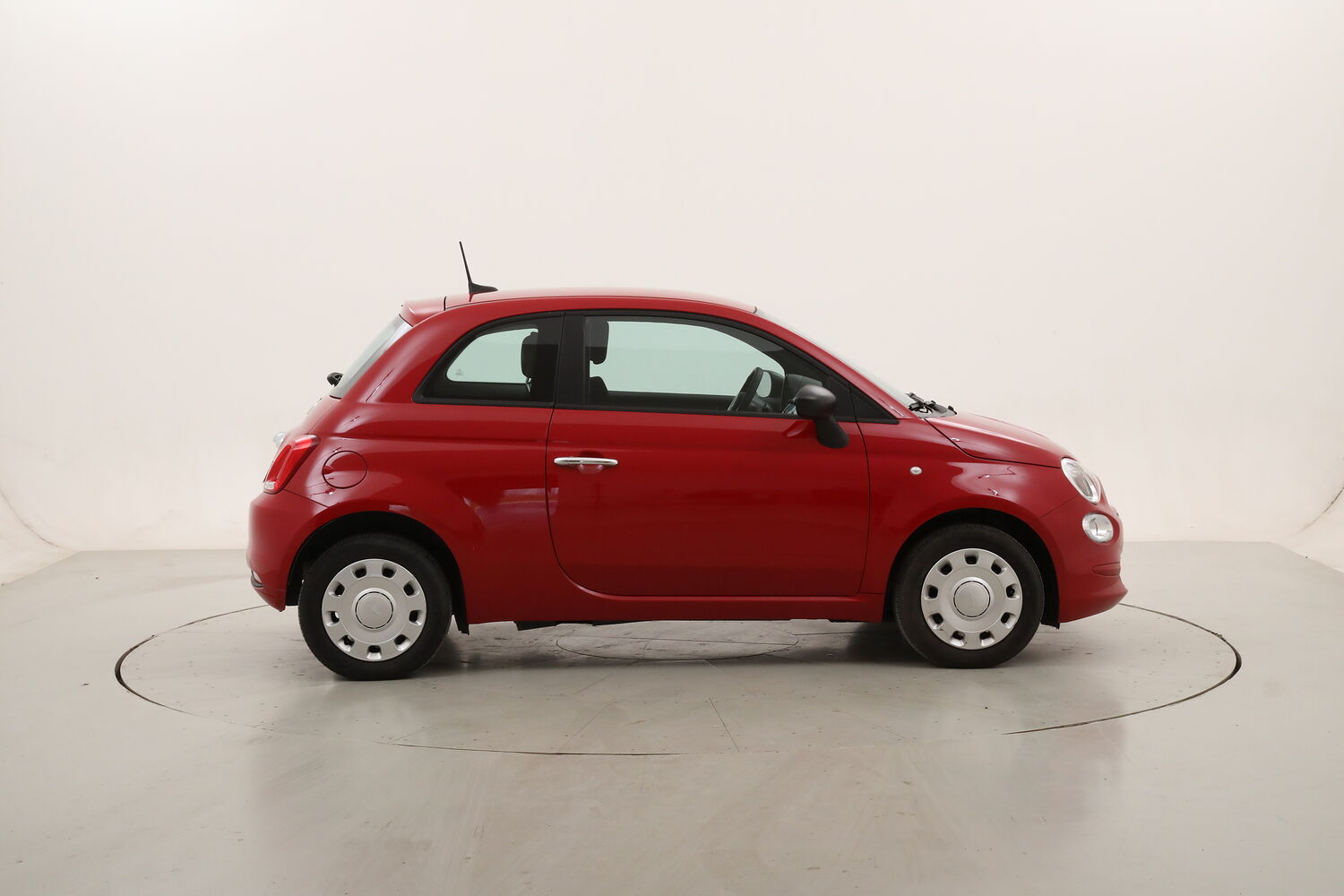 Fiat 500 Hybrid usata del 2023 con 47.721 km