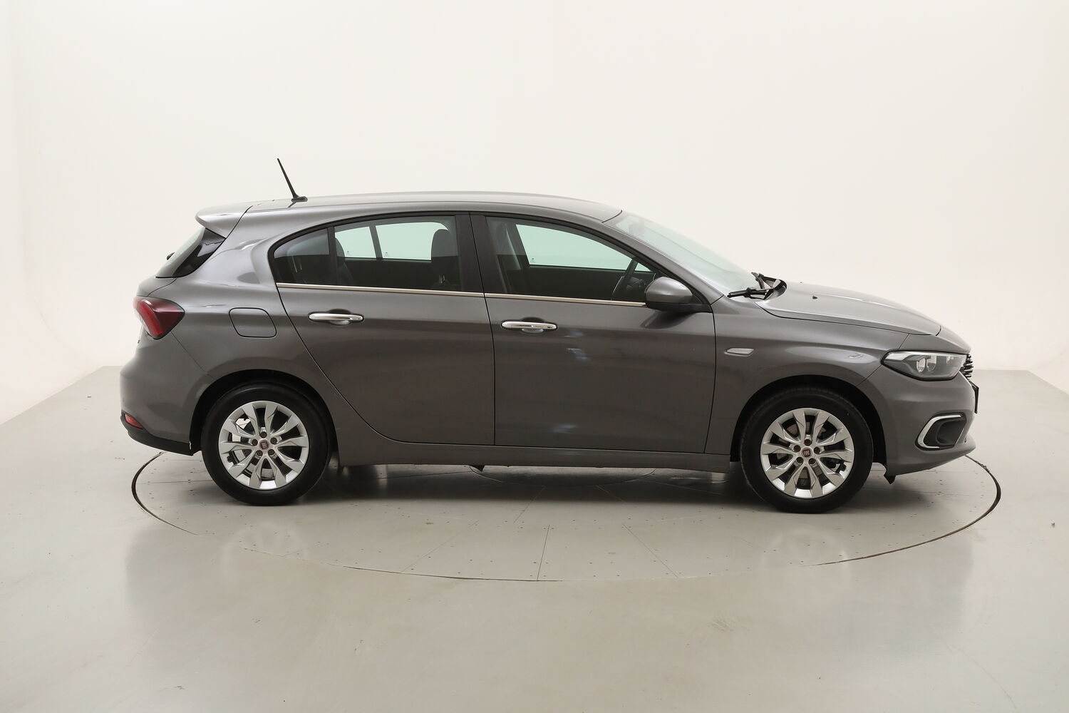 Fiat Tipo Business 5 porte usata del 2020 con 77.861 km