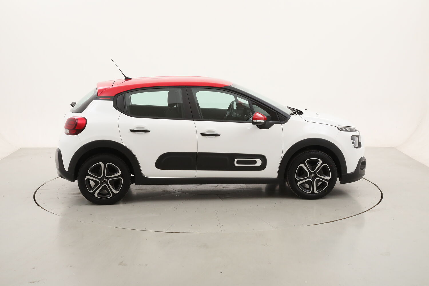Citroen C3 Shine usata del 2022 con 21.220 km