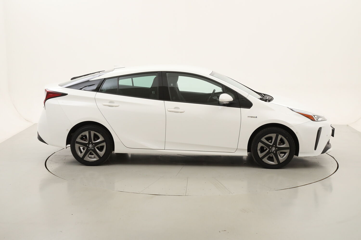 Toyota Prius Hybrid Lounge AWD-I usata del 2020 con 53.852 km