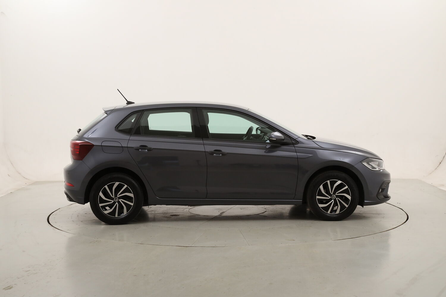 Volkswagen Polo DSG Life usata del 2022 con 33.294 km