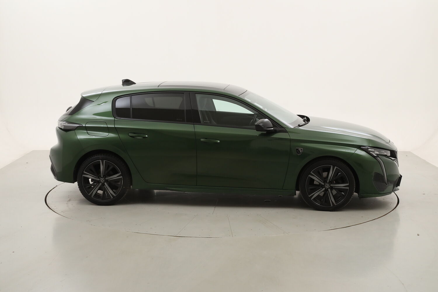 Peugeot 308 GT Pack EAT8 usata del 2022 con 59.271 km